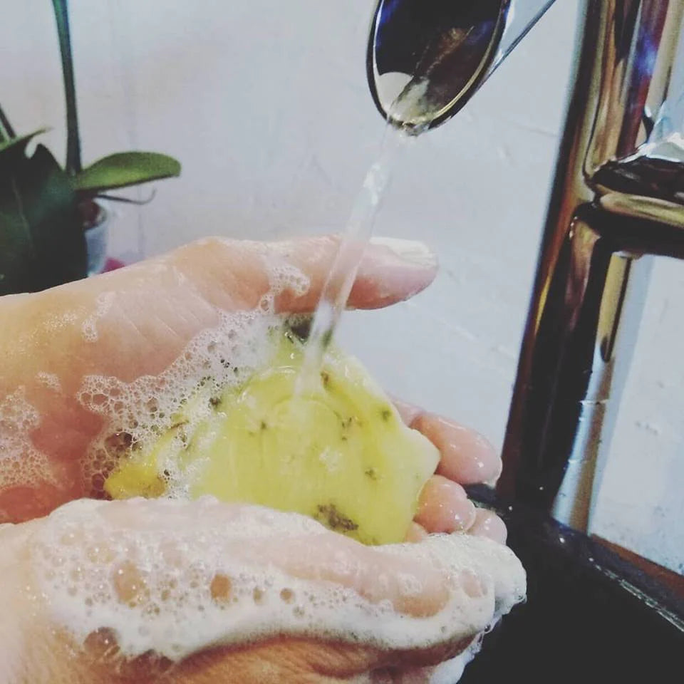 Ekologiskt Certifierad Fast Tvål - Citron & Lime Med Ringblommor 90g